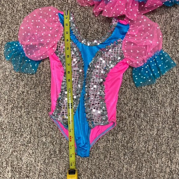 EUC dance recital costume worn once. Size Small child. - Picture 10 of 16